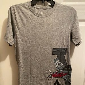 Jordan Collection Flight Graphic and Embroidered Jordan Jumpman Logo T-shirt